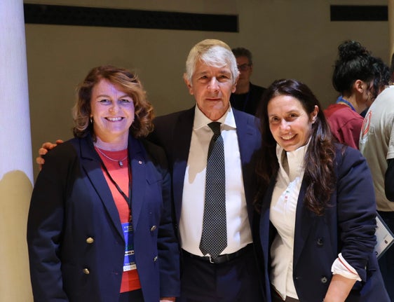 Landeshauptmannstellvertreterin Rosmarie Pamer hat am 6. März an einem Empfang von Sportminister Andrea Abodi und der Ministerin für Menschen mit Behinderungen, Alessandra Locatelli, in Verona teilgenommen. Der Empfang fand vor der Eröffnung der Paralympischen Spiele statt. (Foto: LPA/Katharina Fleischmann)