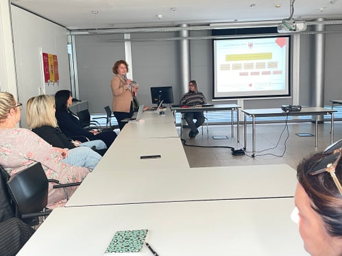 L'assessora provinciale Rosmarie Pamer ha sottolineato che il sistema cooperativo ha molti punti di forza che vanno implementati in futuro (Foto: USP/Carmen Kollmann)