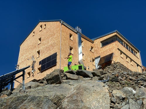 Die Fassaden des Becherhauses wurden vollständig erneuert. (Foto: LPA/Trenkwalder)