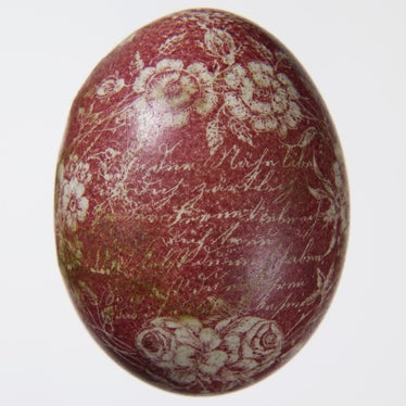 Auch dieses eingeritzte Osterei der Annamaria Sanonre aus dem Jahr 1869 ist in der Virtuellen Ausstellung „Vom Großen und Kleinen“ abrufbar. (Foto: LPA/Museum Gherdëina)