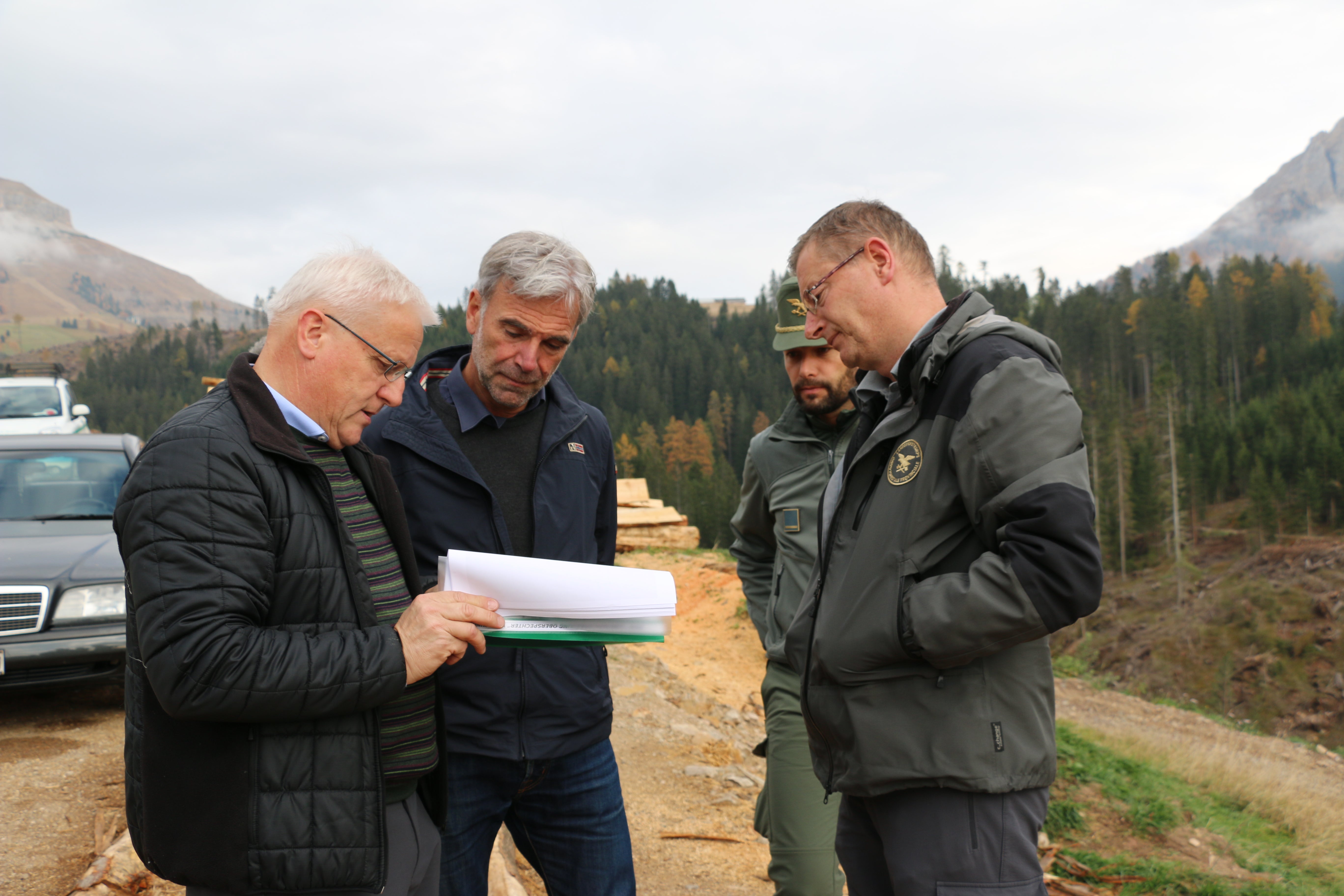 La tempesta ha colpito oltre 3.000 proprietari boschivi in 91 Comuni, ha riferito l'assessore Schuler. (Foto: ASP/Noemi Prinoth)