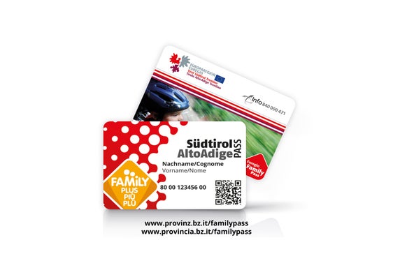 Alla fiera "Tempo Libero 2023", l'EuregioFamilyPass sarà presentato allo stand dell'Euregio; anche le offerte fieristiche di 13 partner vantaggi attendono tutte le famiglie titolari. (Foto: Agenzia per la famiglia)