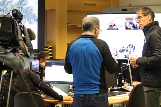 570 sirene hanno suonato in tutto l’Alto Adige in occasione della prova d’allarme provinciale. Presso la centrale operativa sono stati testati i sistemi tecnici e le procedure di allertamento. (Foto: USP/Maja Clara)
