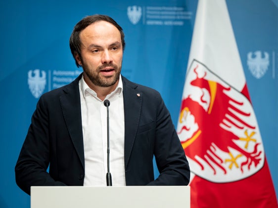 Il 17 aprile la Giunta provinciale ha discusso della sede di Brunico per la ricerca e l'istruzione; l'assessore provinciale Philipp Achammer ha fornito informazioni nel corso di una conferenza stampa. (Foto: USP/Fabio Brucculeri)