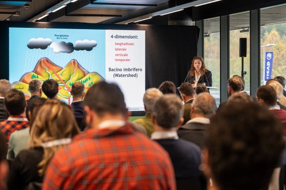 Il cambiamento climatico e i suoi effetti sul bilancio idrico sono stati al centro della conferenza (Foto: Cantone Ticino)