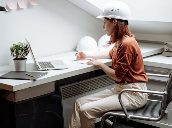 Attraverso un concorso pubblico saranno assunti otto esperti tecnici e un'ingegnera o un ingegnere specializzato in sicurezza sul lavoro, con contratto a tempo indeterminato e nella IX qualifica funzionale. (Foto: Pexels. La foto può essere utilizzata solo in relazione al presente comunicato stampa)