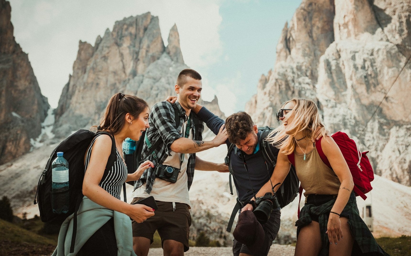 La Jonta provinziela de Bulsan à numinà la Consulta provinziela dl servisc per i jëuni, dla trëi grupes de rujeneda, per l triennium 2024-2026 (Foto: Unsplash)