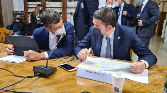 Südtirols Landeshauptmannstellvertreter Alfreider und der Trentiner Landeshauptmann Fugatti (Foto: LPA/Davide Cordua)