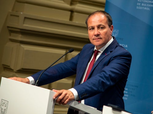 L'assessore Vettorato soddisfatto del nuovo testo, che passerà ora al vaglio del Consiglio provinciale. Tutti gli obiettivi si inseriscono nella definizione complessiva di sostenibilità, che deve essere ambientale, sociale ed economica”. (Foto: ASP/Fabio Brucculeri) 

