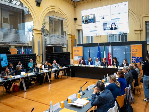 Dem ESF+-Begleitausschuss wird einmal im Jahr Bericht über die laufenden und noch geplanten Projekte der Programmperiode erstattet. (Foto: LPA/Fabio Brucculeri)