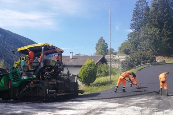 Das neue Handbuch soll den Technikern dabei helfen, hochwertige Materialien, die nachhaltig und dauerhaft sind, für den Straßenbelag zu wählen. (Foto: LPA)