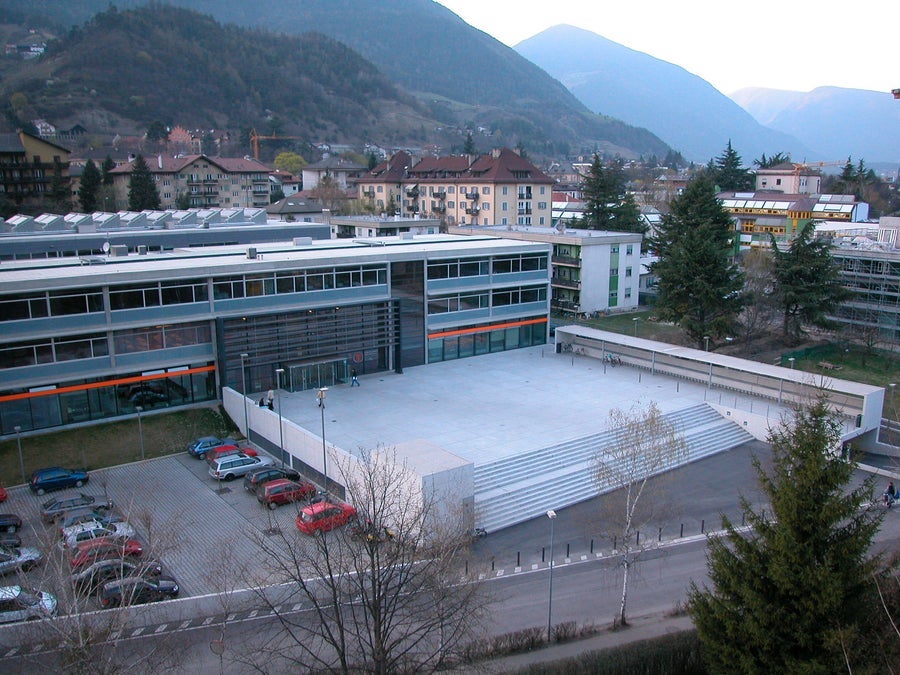 La Scuola professionale provinciale per il commercio, l’artigianato e l’industria Christian Josef Tschuggmall di Bressanone è una delle quattro scuole professionali, che dal 1° settembre diventerà Centro di formazione professionale. (Foto: ASP)