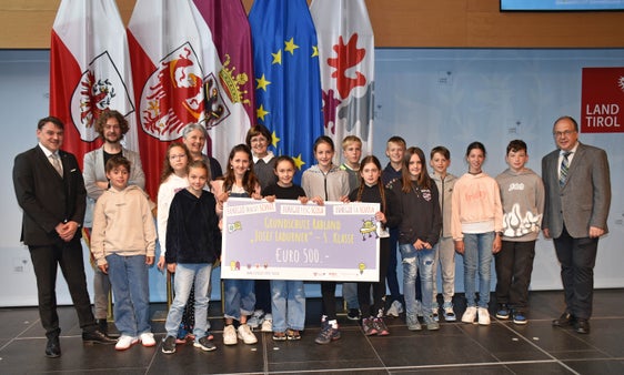  La 5. classe della Scuola elementare “Josef Ladurner” di Rablà. (Foto: Land Tirol/Dorfmann)
-