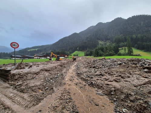 I lavori di sgombero e messa in sicurezza sono iniziati già la sera stessa del maltempo che ha colpito la Val Casies. (Foto: USP/Ufficio Sistemazione bacini montani est)