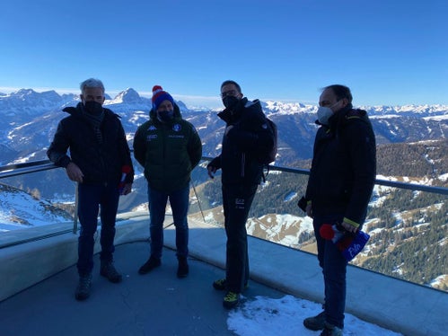 L'assessore al turismo Arnold Schuler (da sx), il ministro Garavaglia, il presidente Kompatscher e il vice presidente Giuliano Vettorato. (Foto: ASP/mp)