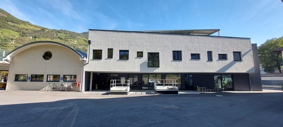 Das neue Geotechniklabor des Landesamtes für Geologie und Baustoffprüfung in Kardaun prüft Materialien und sorgt damit für Qualität, Sicherheit und nachhaltige Lösungen im Straßenbausektor des Landes. (Foto: LPA/Igor Cocca) 