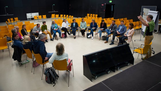 Ci sono proposte comuni? È questa la domanda alla quale i gruppi di lavoro dei due format di partecipazione hanno risposto sabato al NOI Techpark di Bolzano. (Foto: ASP/Fabio Brucculeri)