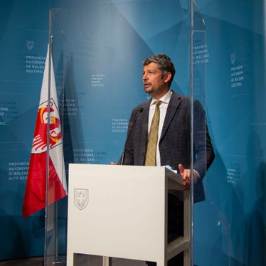 L'assessore provinciale Alfreider: Sono necessarie infrastrutture stradali sicure e resilienti ai cambiamenti climatici per una migliore qualità della vita, ma anche per la competitività dell’economia (Foto: ASP/Fabio Brucculeri)