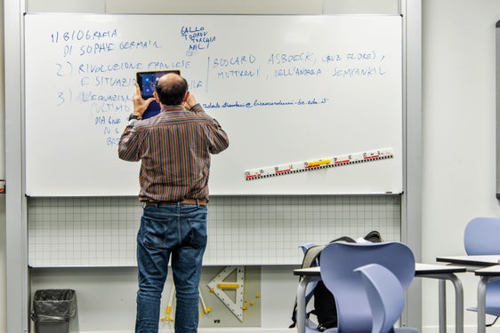 Tra le principali novità che riguardano il reclutamento degli insegnanti nelle scuole, un passaggio fondamentale prevede l'introduzione dell'obbligo dei 24 CFU (Foto: ASP/Peter Daldos)