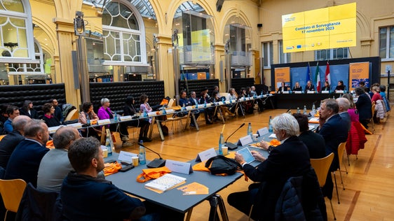 Si è svolto a Palazzo Widmann il Comitato di Sorveglianza del Fondo sociale europeo Plus. 150 milioni di euro disponibili per promuovere occupazione, formazione e inclusione sociale (Foto: ASP/Fabio Brucculeri)