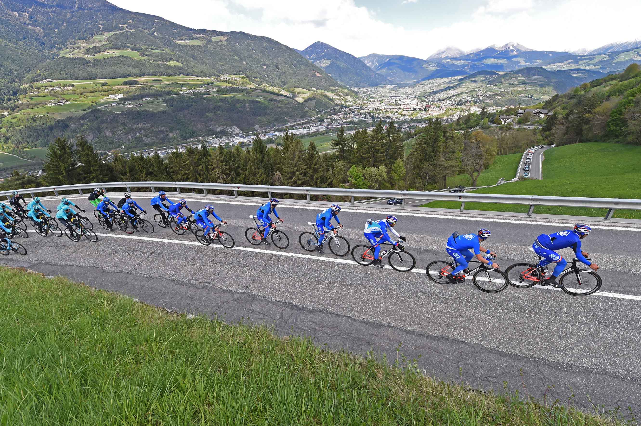 Il prossimo appuntamento con i Giovedì culturali dell'Euregio, il 13 aprile alla Casa della Pesa di Bolzano, è dedicato alla corsa ciclistica a tappe Tour of the Alps, in programma dal 17 al 21 aprile in Tirolo, Alto Adige e Trentino (Foto: TotA/Remo Mosna)