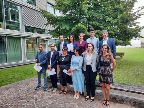 Corrada Ambrogio, Francesco Bruno, Giulia Danti, Patrizia Donnici, Emanuele Dussin, Barbara Locher, Doris Marinovic, Valentina Piras, Simon Seehauser, Alberto Tomelleri, Stephan Wolf e Rossella Puleo hanno ricevuto ieri il diploma di medico di medicina generale (Foto: ASP/Istituto di medicina generale e public health)