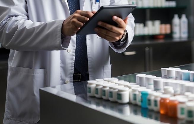 In futuro, le farmacie pubbliche e private convenzionate distribuiranno i kit per il test alle persone che hanno ricevuto dall'Azienda Sanitaria dell'Alto Adige l'invito a partecipare allo screening del cancro del colon-retto. Le azioni per il sostegno allo screening sono state approvate dalla Giunta provinciale. (FOTO: USP/Pixabay. La foto può essere utilizzata solo in relazione a questo comunicato stampa).