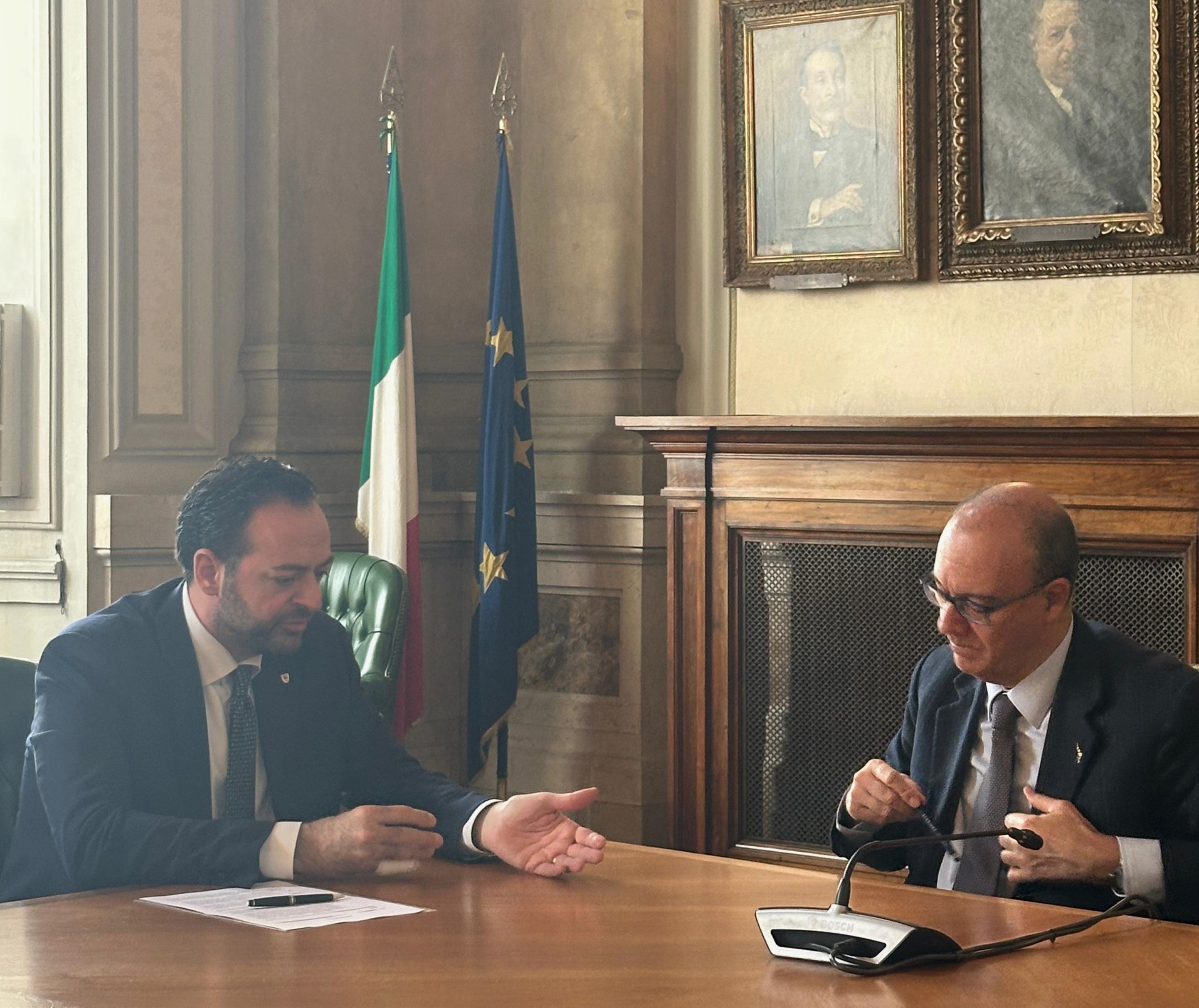 Il colloqui tra l'assessore provinciale all'Istruzione italiana, Marco Galateo, e il ministro dell'Istruzione e del Merito, Giuseppe Valditara (Foto: USP)