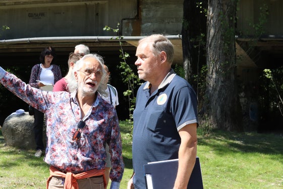Freude über gelungenes Projekt: der Direktor des Landesamtes für Wildbach- und Lawinenverbauung West Peter Egger (rechts) und sein Vorgänger Mauro Spagnolo (Foto: LPA/Maja Clara)