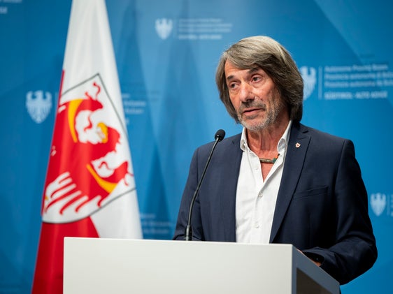 Insgesamt 38,3 Millionen Euro stehen für Gemeinschaftshäuser und Sprengel in den nächsten Jahren zur Verfügung. Die Landesregierung hat am 30. September grünes Licht für das entsprechende Programm gegeben. (Foto: LPA/Fabio Brucculeri)