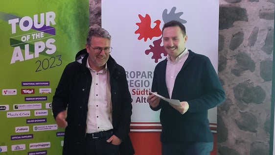 Jochen Schenk von Bruneck Events und der TotA-Kommunikationschef David Evangelista (Foto: Euregio/Armin Gluderer)