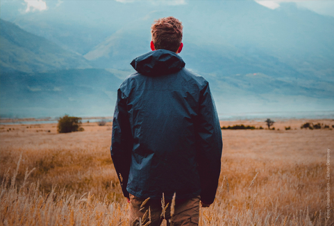 Der Arge-Alp-Preis 2025 steht Organisationen in vorwiegend ländlichen Gebieten offen, die das Leben und Arbeiten junger Menschen in Berggebieten fördern. (Foto: Unsplash/Das Bild darf nur in Zusammenhang mit dieser Pressemitteilung veröffentlicht werden.)