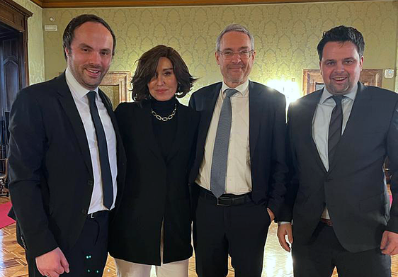 Visita di Achammer da Bernini, accompagnato dai parlamentari Dieter Steger e Meinhard Durnwalder (Foto: Ministero dell'Università e della Ricerca)