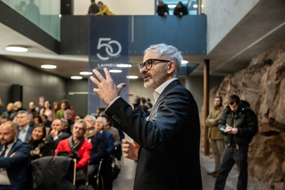 Der Direktor des Versuchszentrums Laimburg Michael Oberhuber hat die für das Jubiläumsjahr geplanten Initiativen vorgestellt. (Foto: Laimburg Research Centre/Ivo Corrà)
