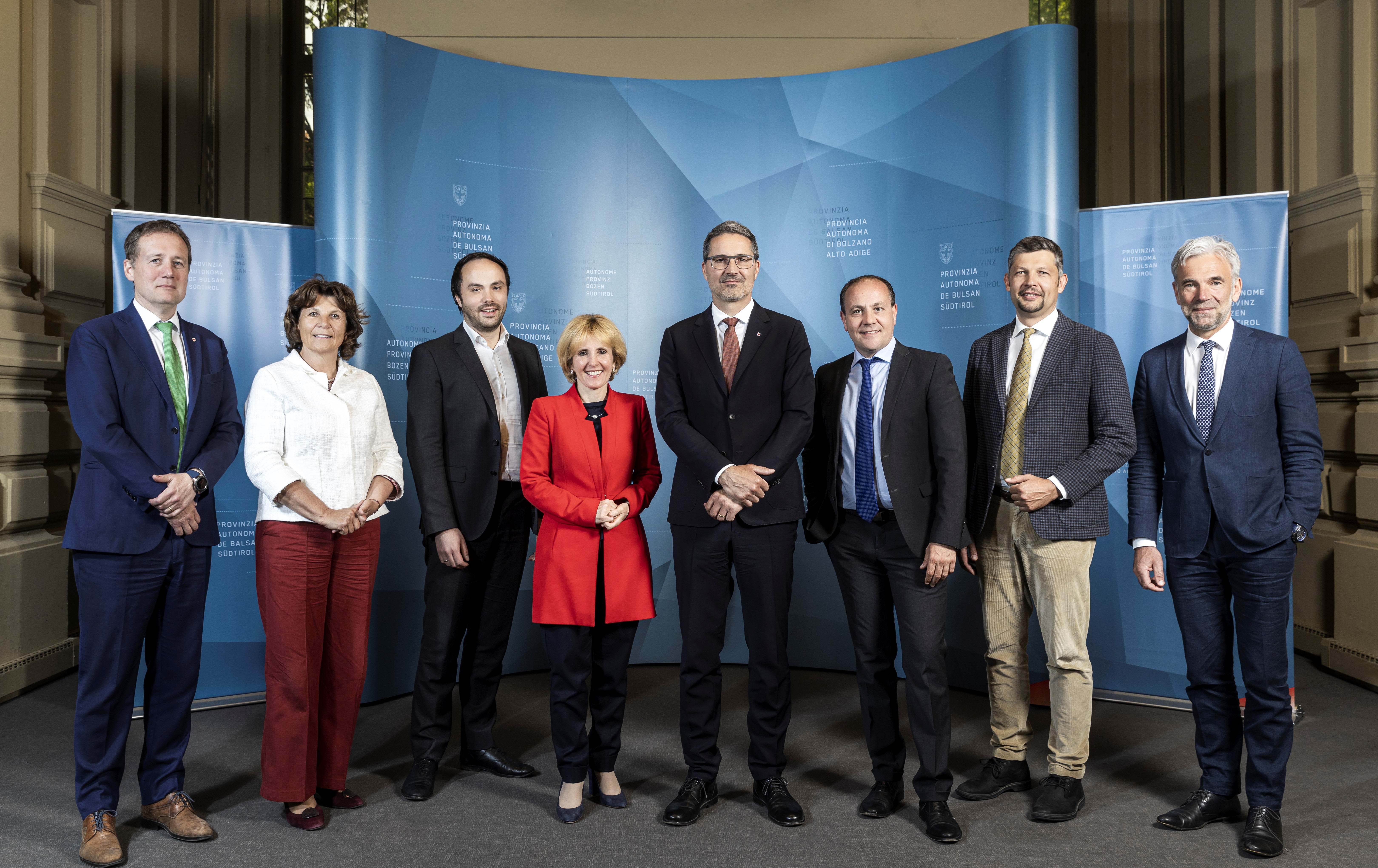 La Giunta provinciale ha approvato il disegno di legge omnibus che include modifiche in undici atti legislativi riguardanti varie ambiti (Foto: LPA/Sorvillo)