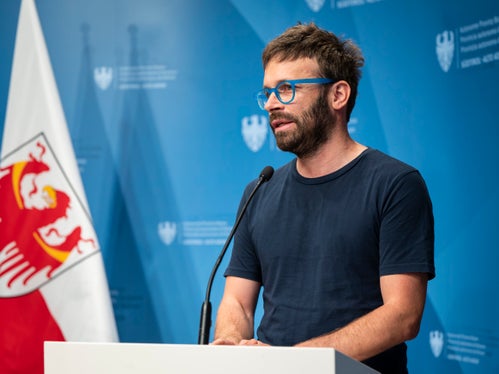 Florian Pallua vom Forum Prävention hob unter anderem die Ermöglichung der Selbstwirksamkeit als großen Mehrwert der Initiative hervor: Es geht darum, dass jemand an mich, an mein Projekt glaubt. (Foto: LPA/Fabio Brucculeri)