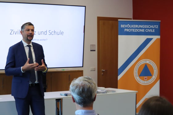 L'assessore Alfreider: Fondamentale avere persone formate che sappiano gestire le situazioni critiche anche sulle strade (Foto: LPA/Maja Clara)