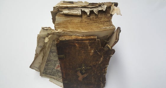 Kurse „Fachgerechter Umgang mit Objekten aus Papier“