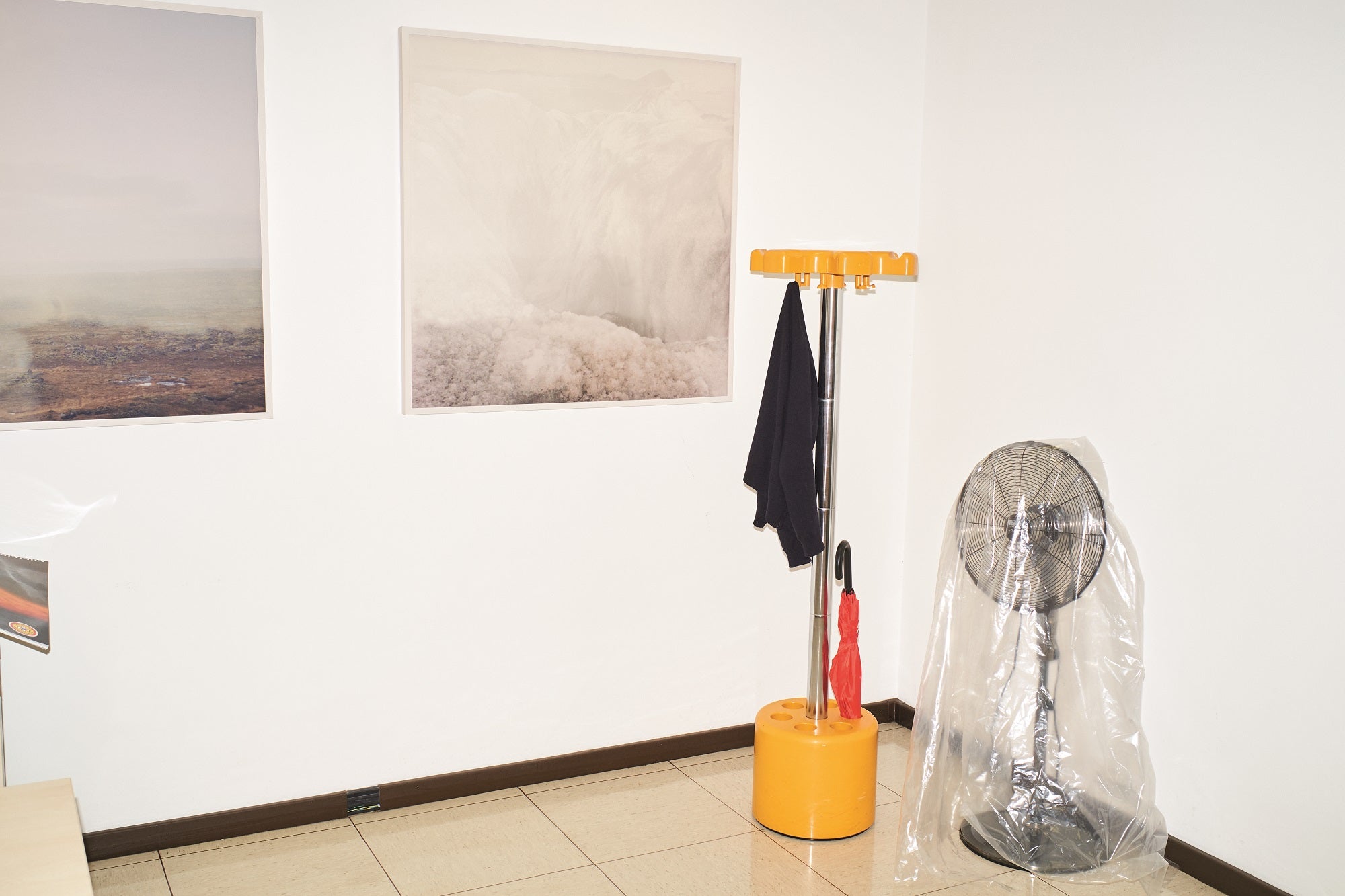 Marco Pietracupa, Foto aus der Reihe Umgebungen/Circostanze (Foto: Autonome Provinz Bozen/Marco Pietracupa, 2020)