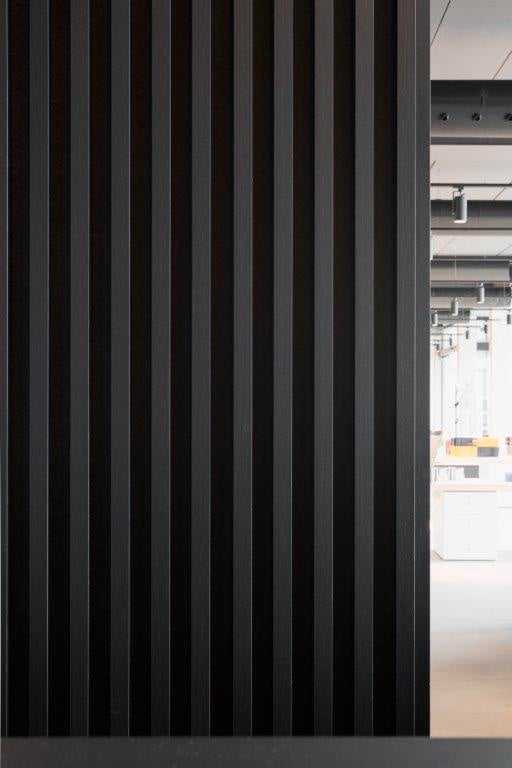 astrata - astrata slats - astrata dark slats - black slats - linum europe