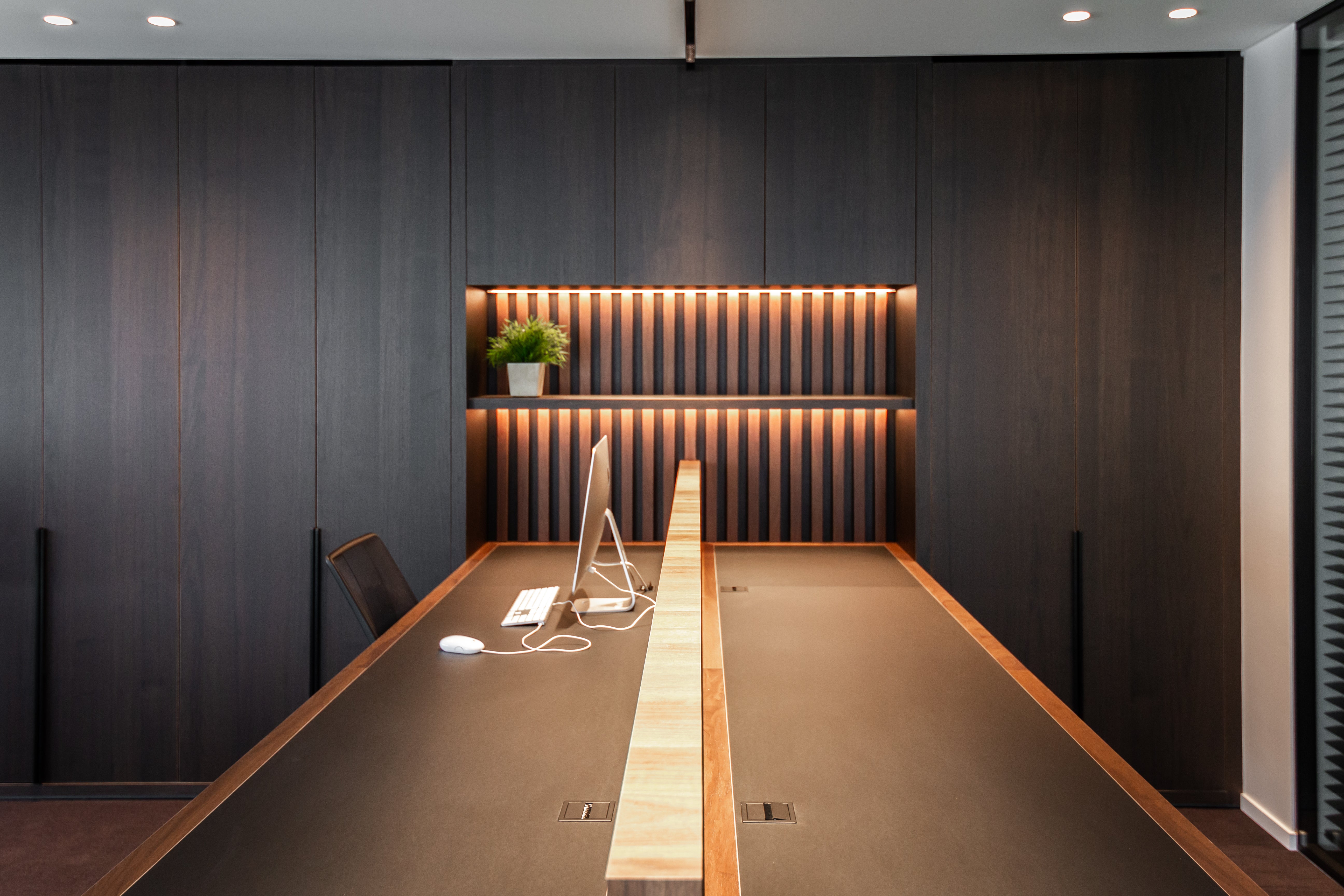 Shinnoki - wood office - slats - wood for office - slats office