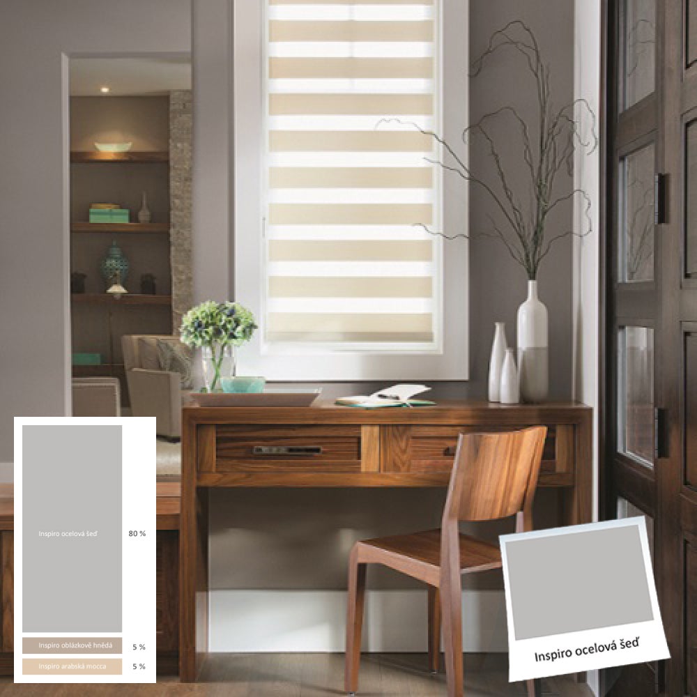 Stůl a židle v místnosti