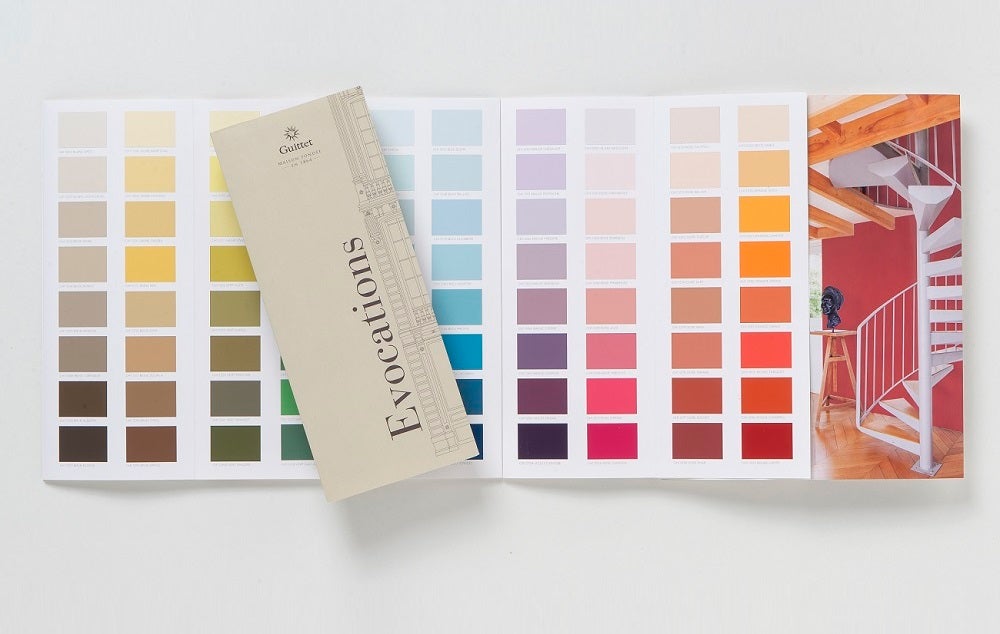 Un catalogue de couleurs avec un livre
