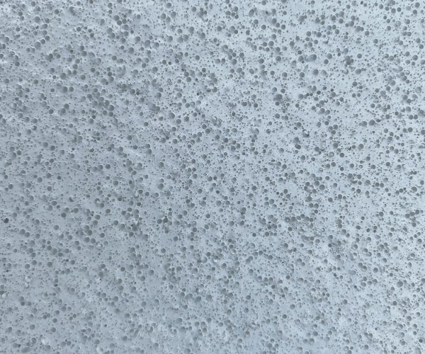 Glass beads providing retroreflective properties&nbsp;