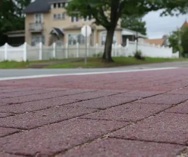 TrafficScapes surface system in a brick pattern. ENNIS-FLINT® by PPG TRAFFICSCAPES® Surface System Portfolio