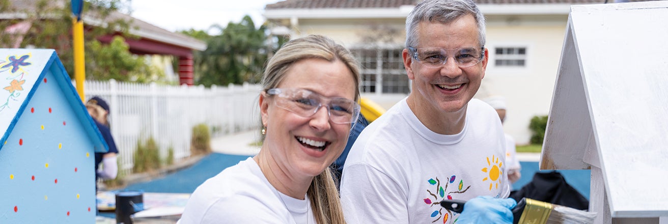 PPG vice president, global sustainability Peter Votruba-Drzal volunteering as part of Colorful Communities