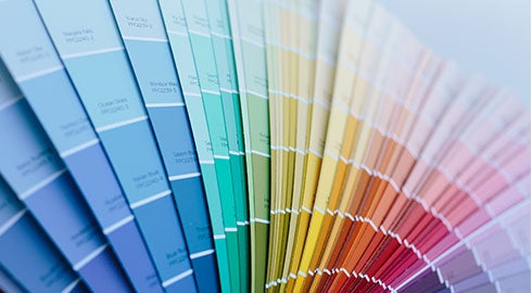 Een close-up van een kleurengids