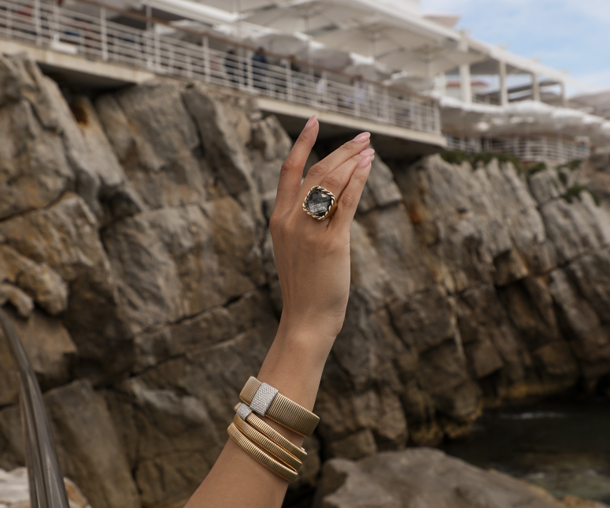 Interchangeable jewelry