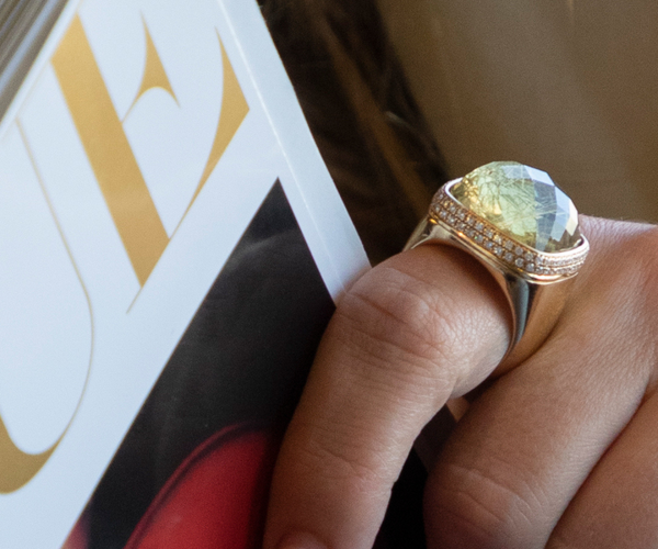 Interchangeable jewelry