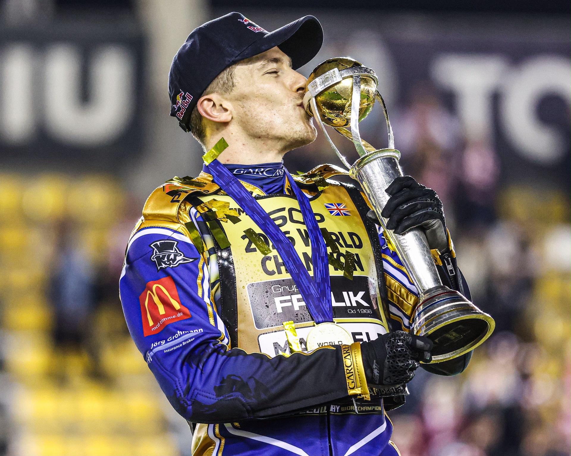 Lambert "can't believe it" as he's crowned World Champ